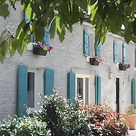 L'ancienne Ferme 3* Courçon