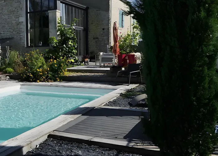 Couette-café L'ancienne Ferme Courçon